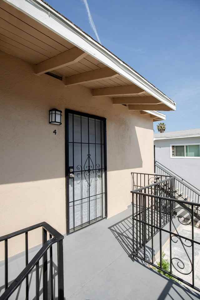 255 East Artesia Boulevard #5 - Photo 5 of 7