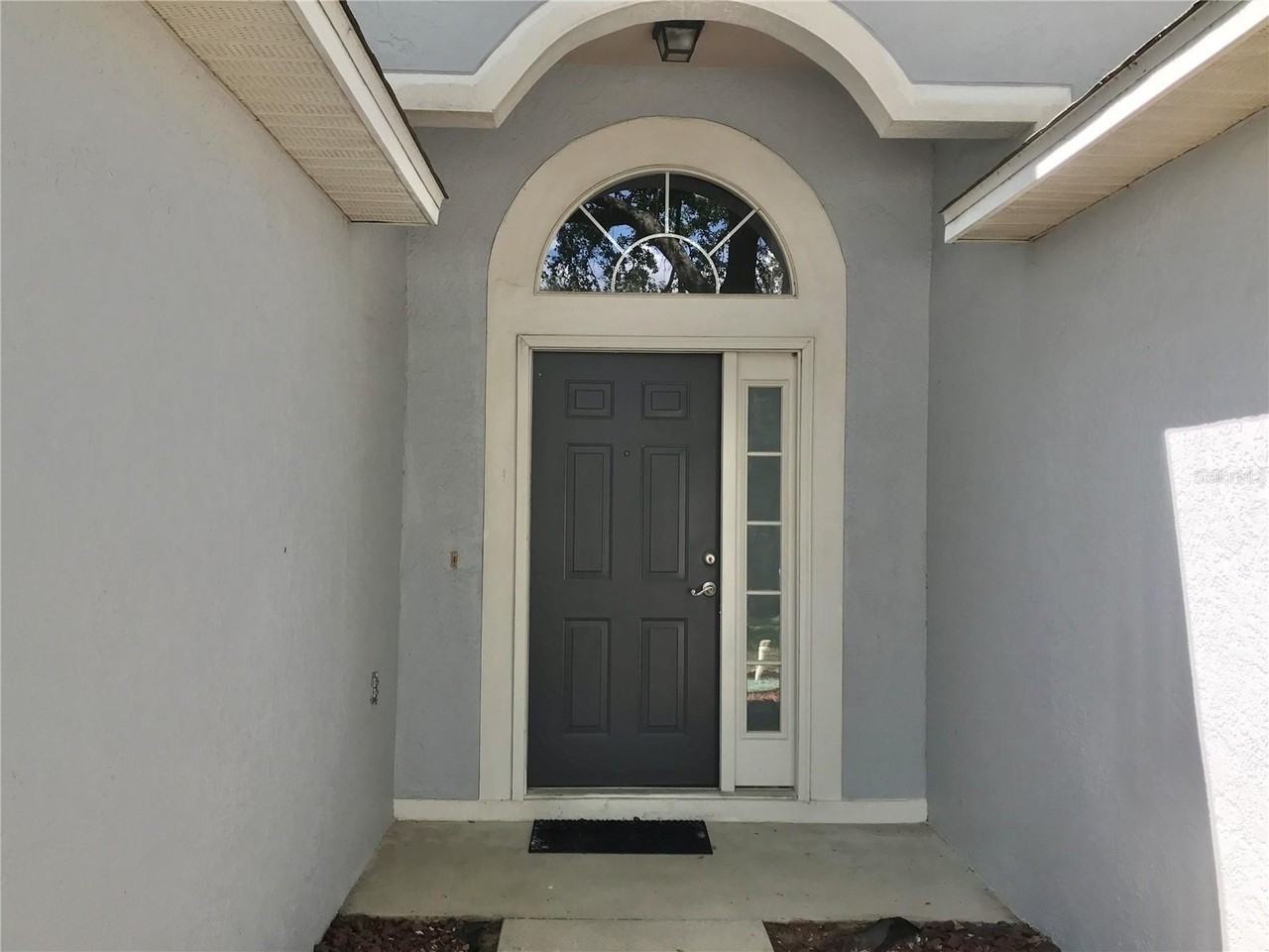 989 Scenic View Cir - Photo 2 of 30