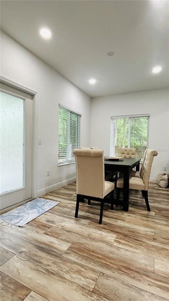 1885 Sw 65th Dr - Photo 4 of 18