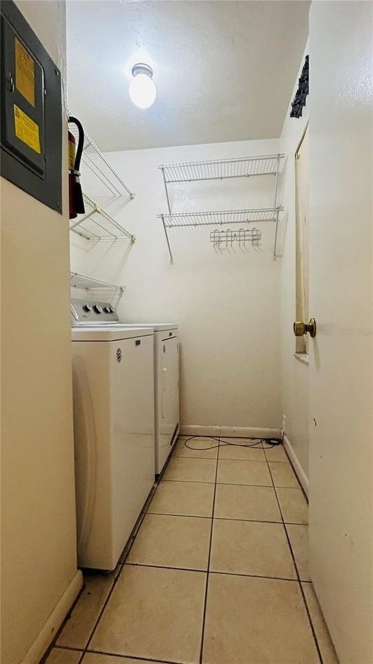 4328 Sw 69th Ter - Photo 5 of 20