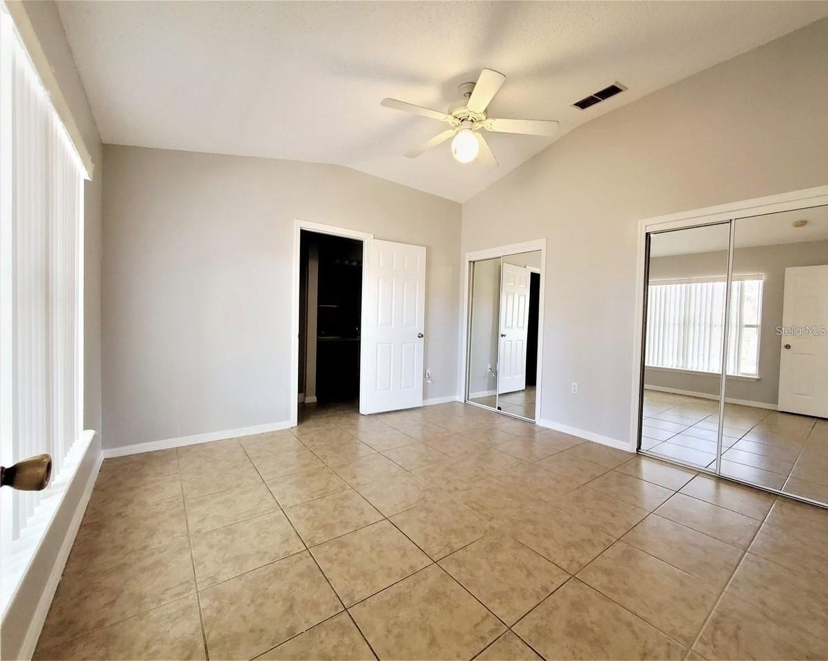 568 Kingfisher Dr - Photo 6 of 17