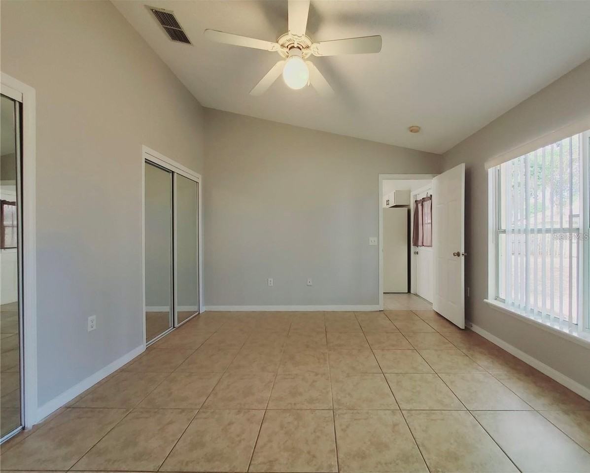 568 Kingfisher Dr - Photo 7 of 17