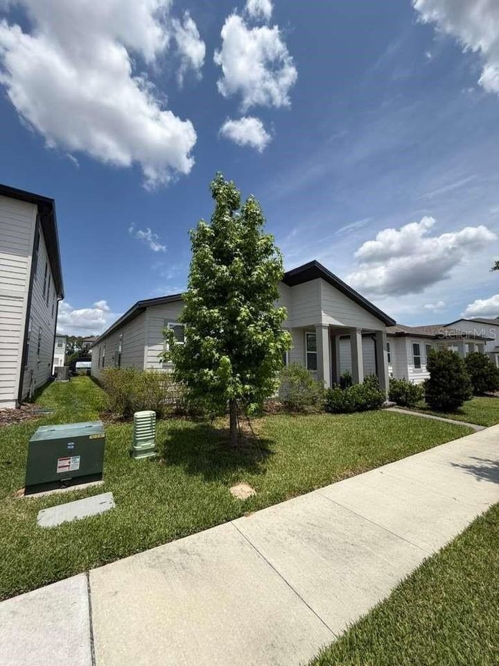 17007 Seville Orange Rd - Photo 4 of 35