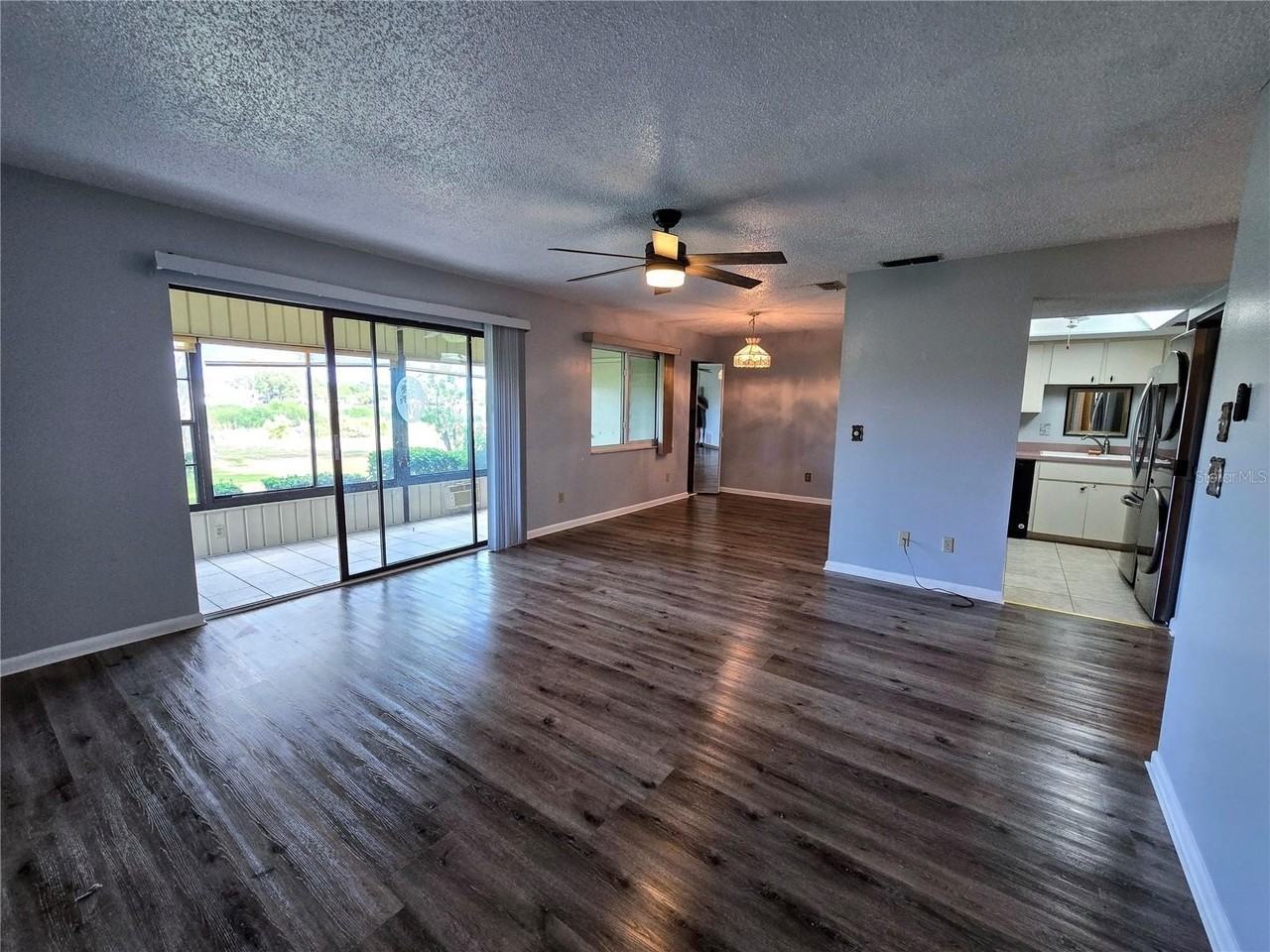 520 Fairways Cir #A - Photo 7 of 30
