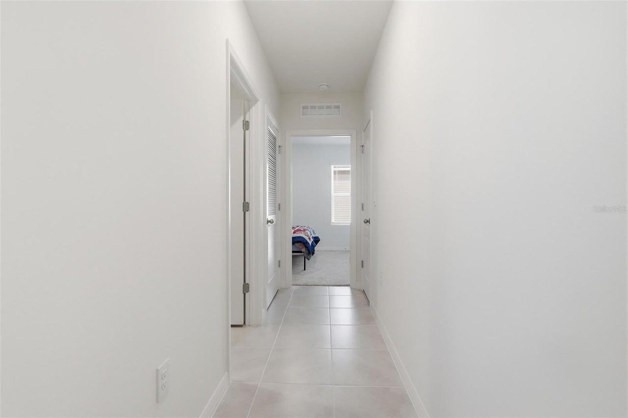 1732 Shadow Trace Way - Photo 3 of 24