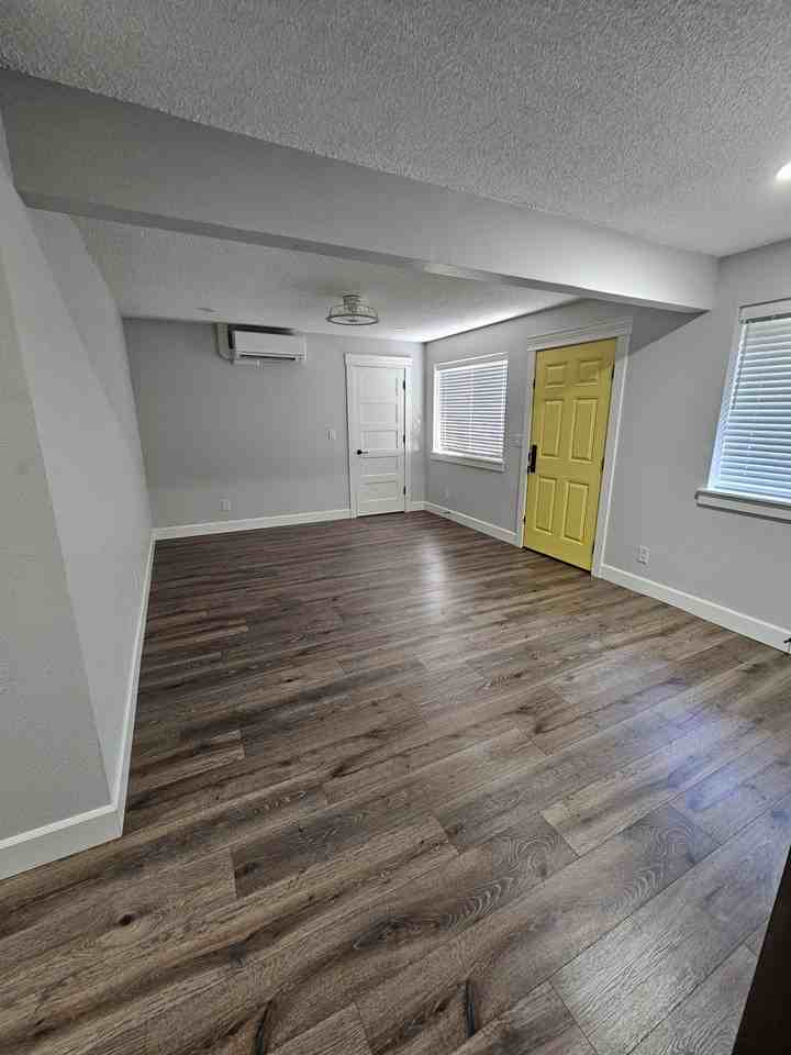 9721 118th St E #1 - Photo 3 of 8