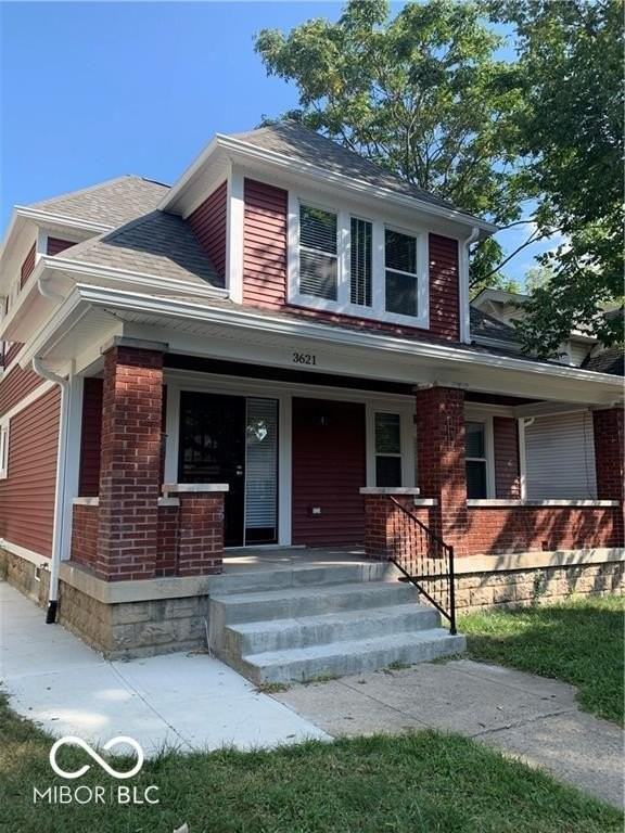3621 N Kenwood Ave - Photo 2 of 24