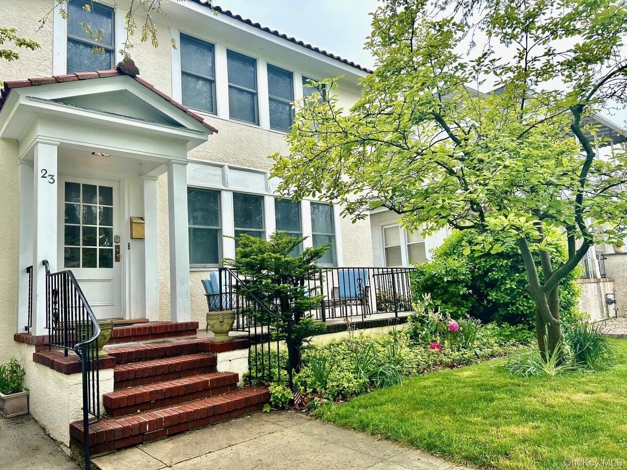 23 W Walnut St - Photo 3 of 34