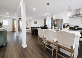 featured image of 1016 Jefferson Ave #RIGHT
