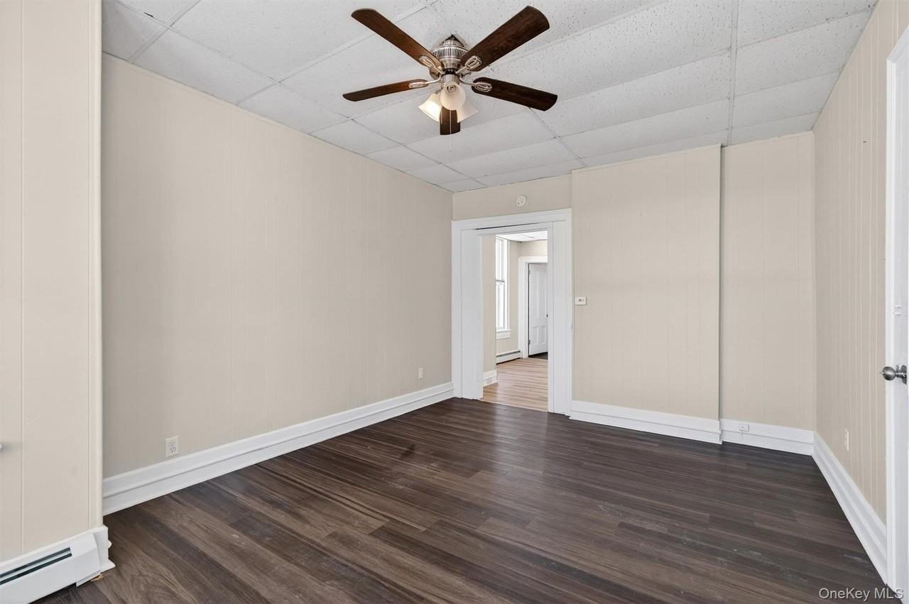 82 Jersey Ave - Photo 7 of 49