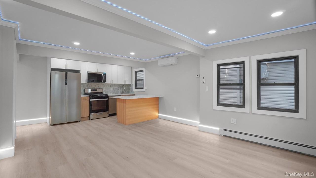 11516 199th St - Photo 5 of 15
