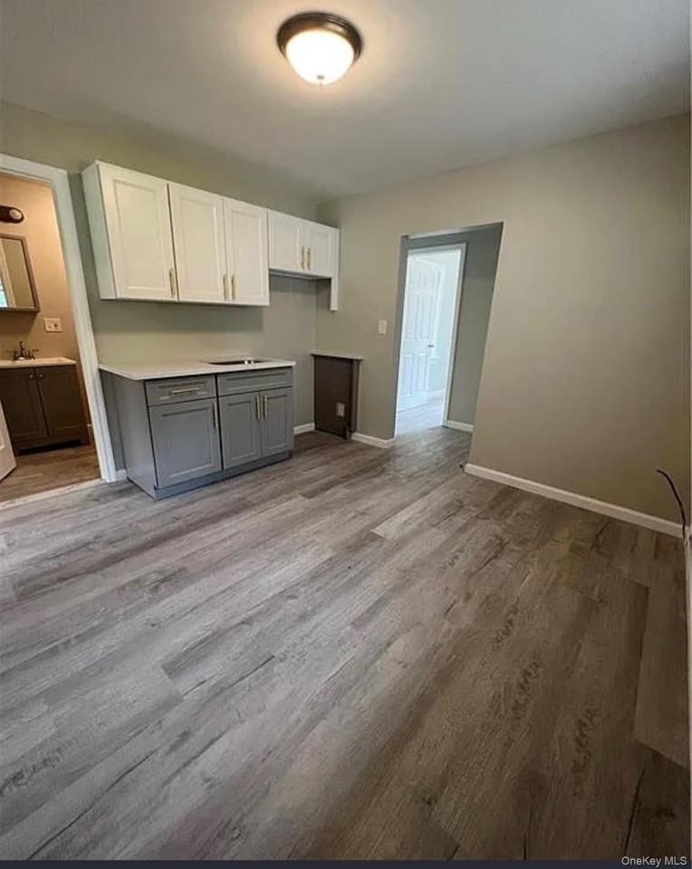 44 Highview Ter #1 - Photo 2 of 4