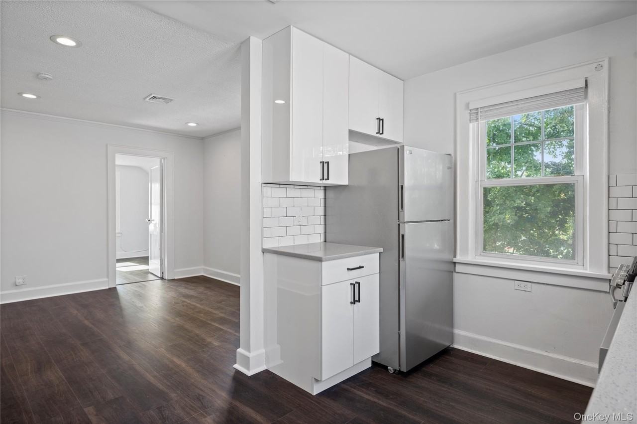305 Columbus Ave #2 - Photo 4 of 16