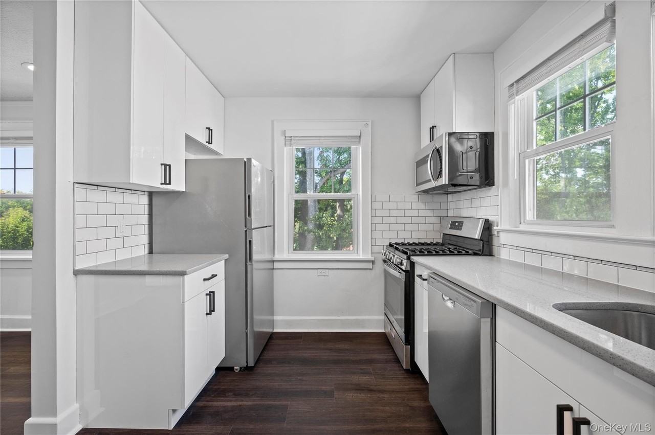 305 Columbus Ave #2 - Photo 5 of 16