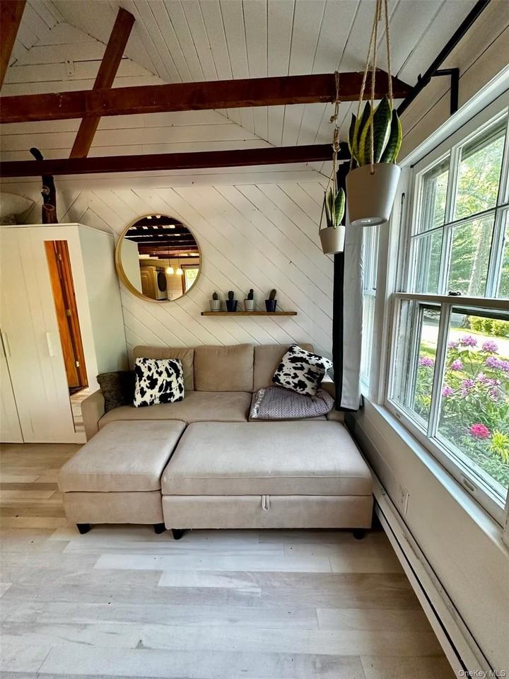 332 Canoe Place Rd - Photo 5 of 19