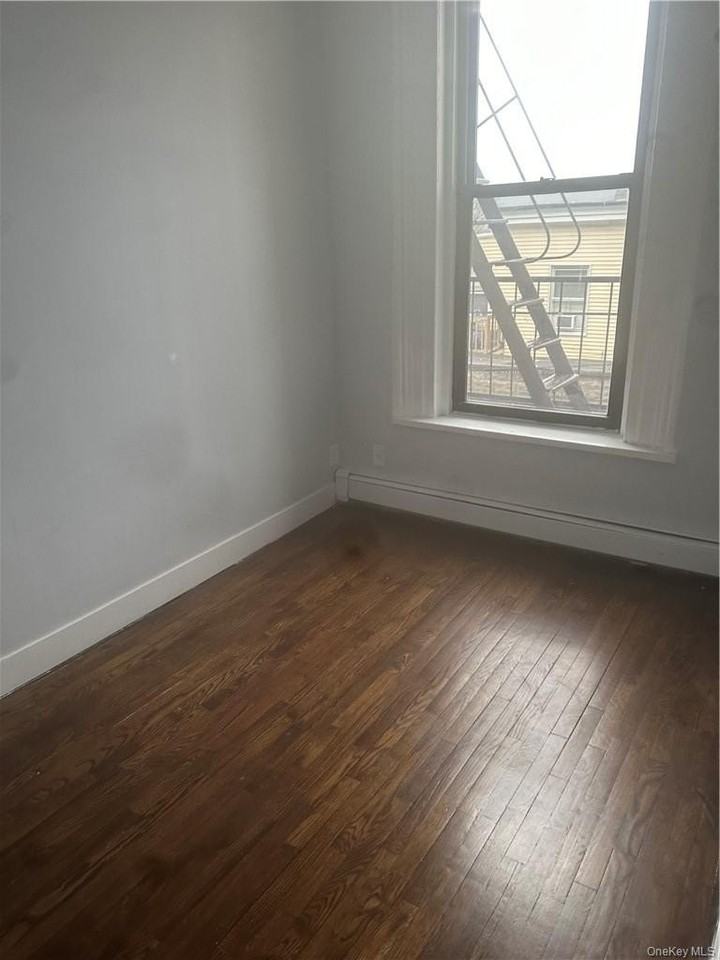251 Warburton Ave #2N - Photo 5 of 7