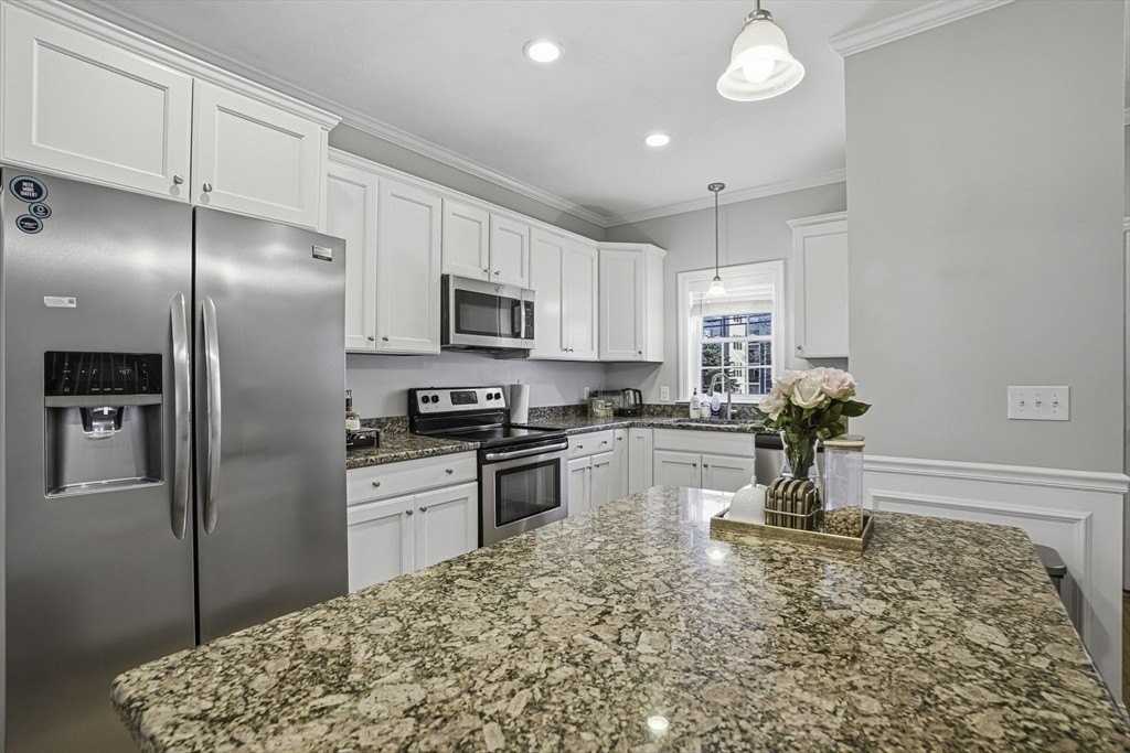 59 Olympia Ave #4A - Photo 5 of 41