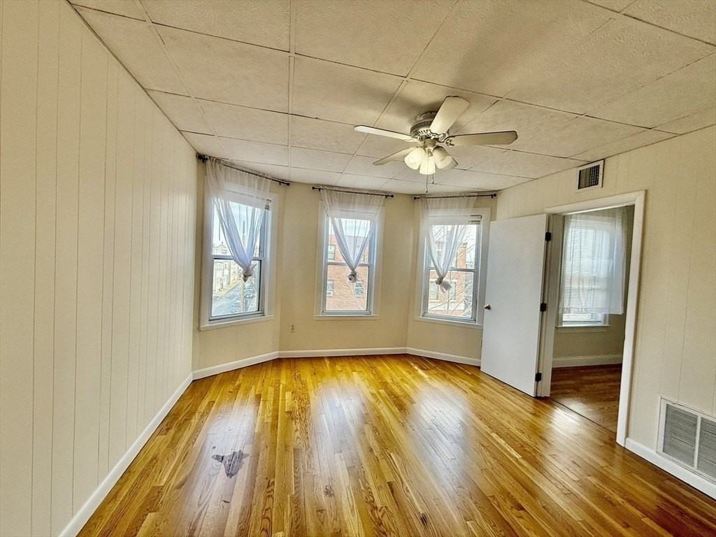 724 Cambridge St #3 - Photo 7 of 25
