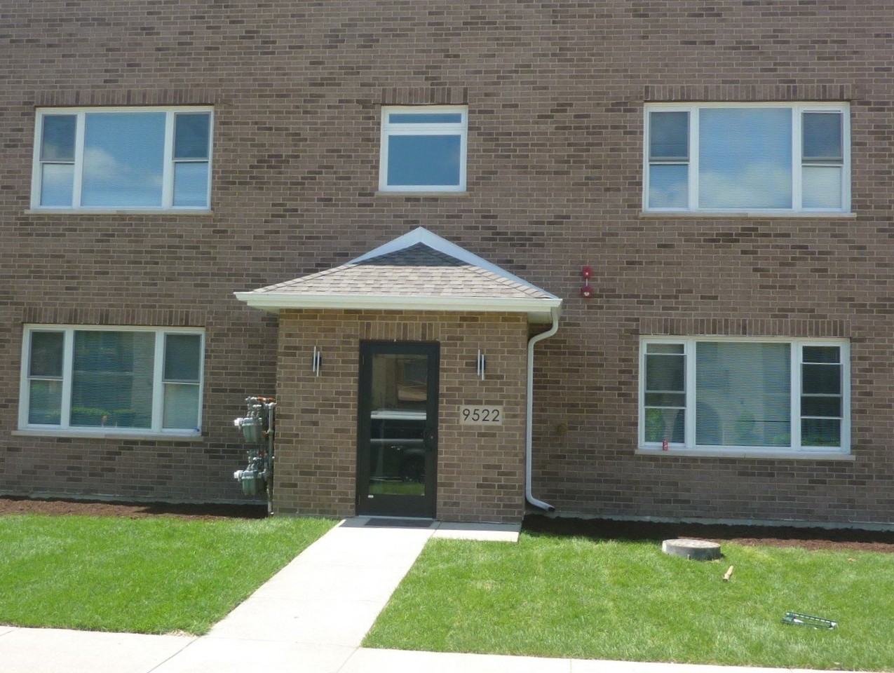 9522 S 53rd Ave #1N - Photo 2 of 25