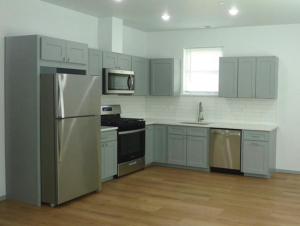 9522 S 53rd Ave #1N - Photo 6 of 25