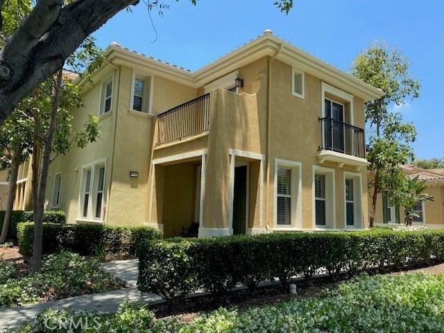 215 Groveland - Photo 2 of 12