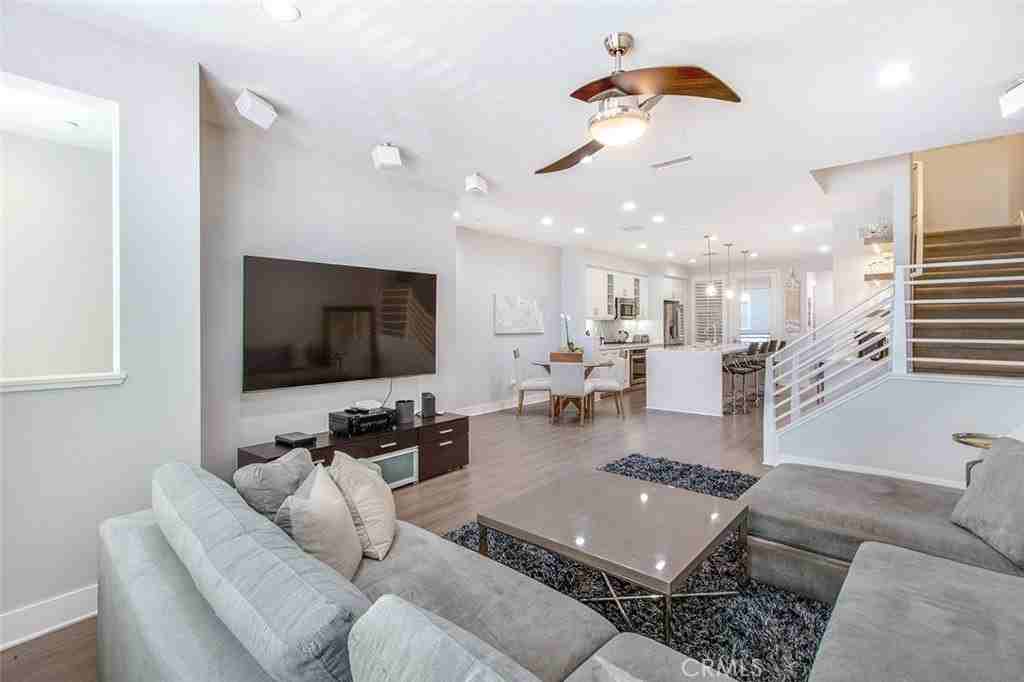 10 Brownstone Way - Photo 6 of 36