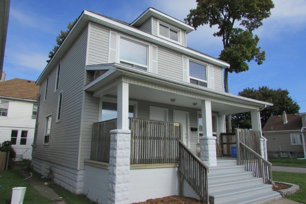 1094 Niagara Street - Photo 4 of 12