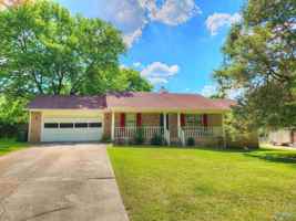 featured image of 132 Raleigh Way