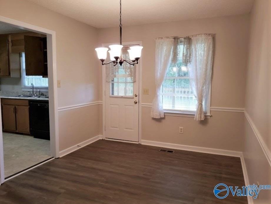 132 Raleigh Way - Photo 5 of 16