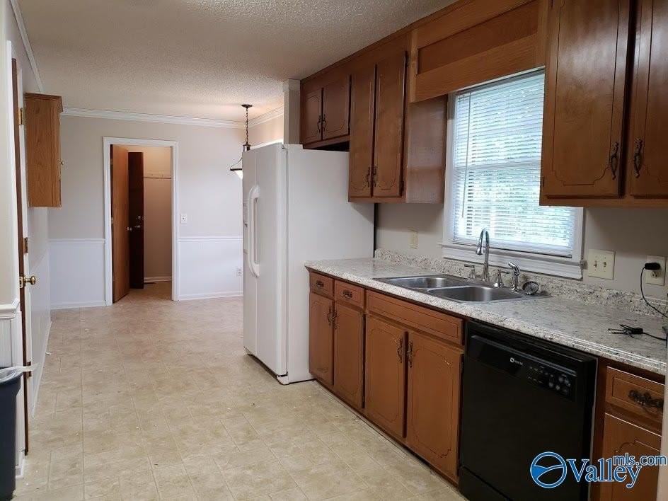 132 Raleigh Way - Photo 6 of 16
