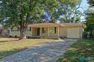 11209 Maplecrest Dr Se - Photo 1 of 1