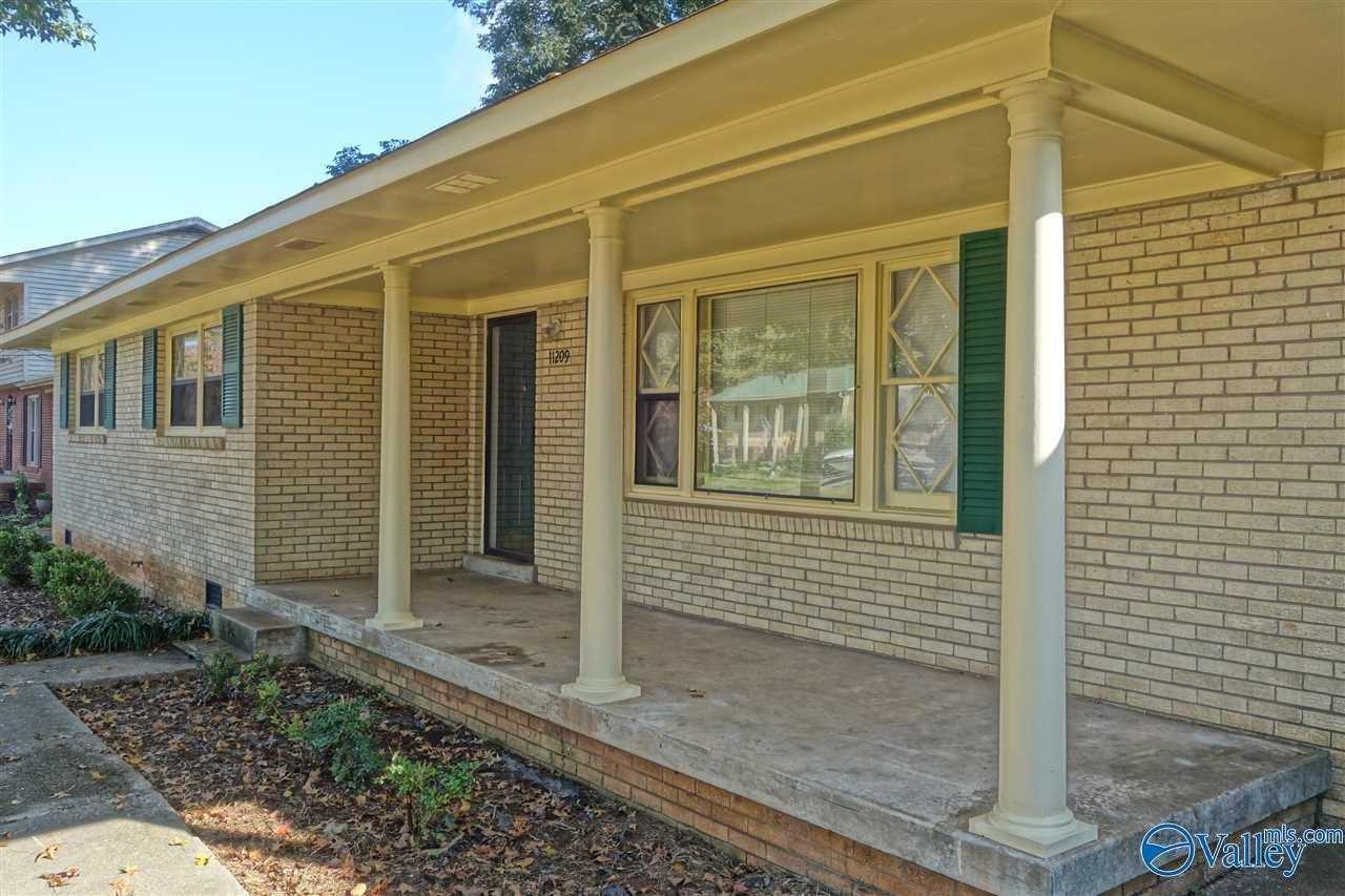 11209 Maplecrest Dr Se - Photo 2 of 22