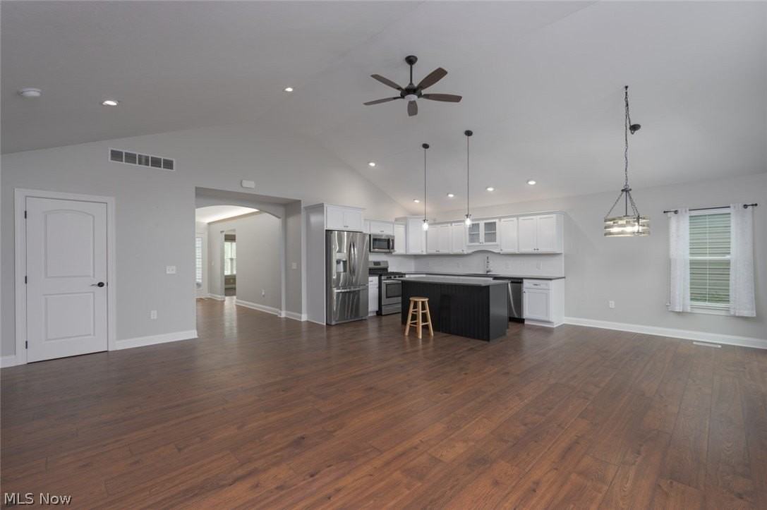15335 Knox Cir - Photo 4 of 17