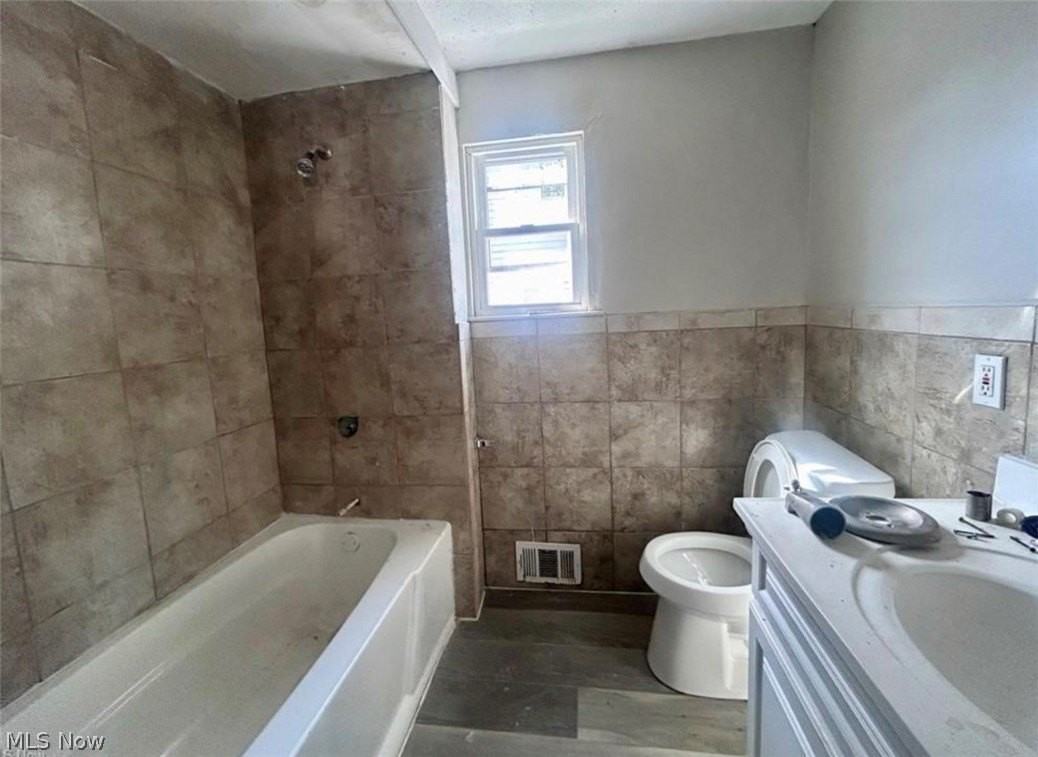 13412 Graham Rd #DOWN - Photo 7 of 8