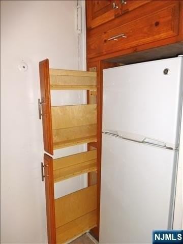 400 Fairview Ave - Photo 5 of 29