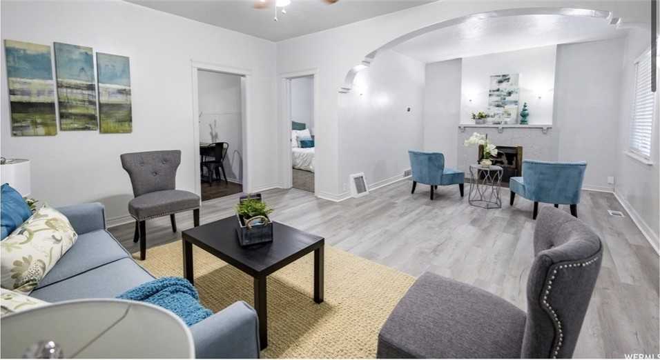 254 Sw - Photo 3 of 20