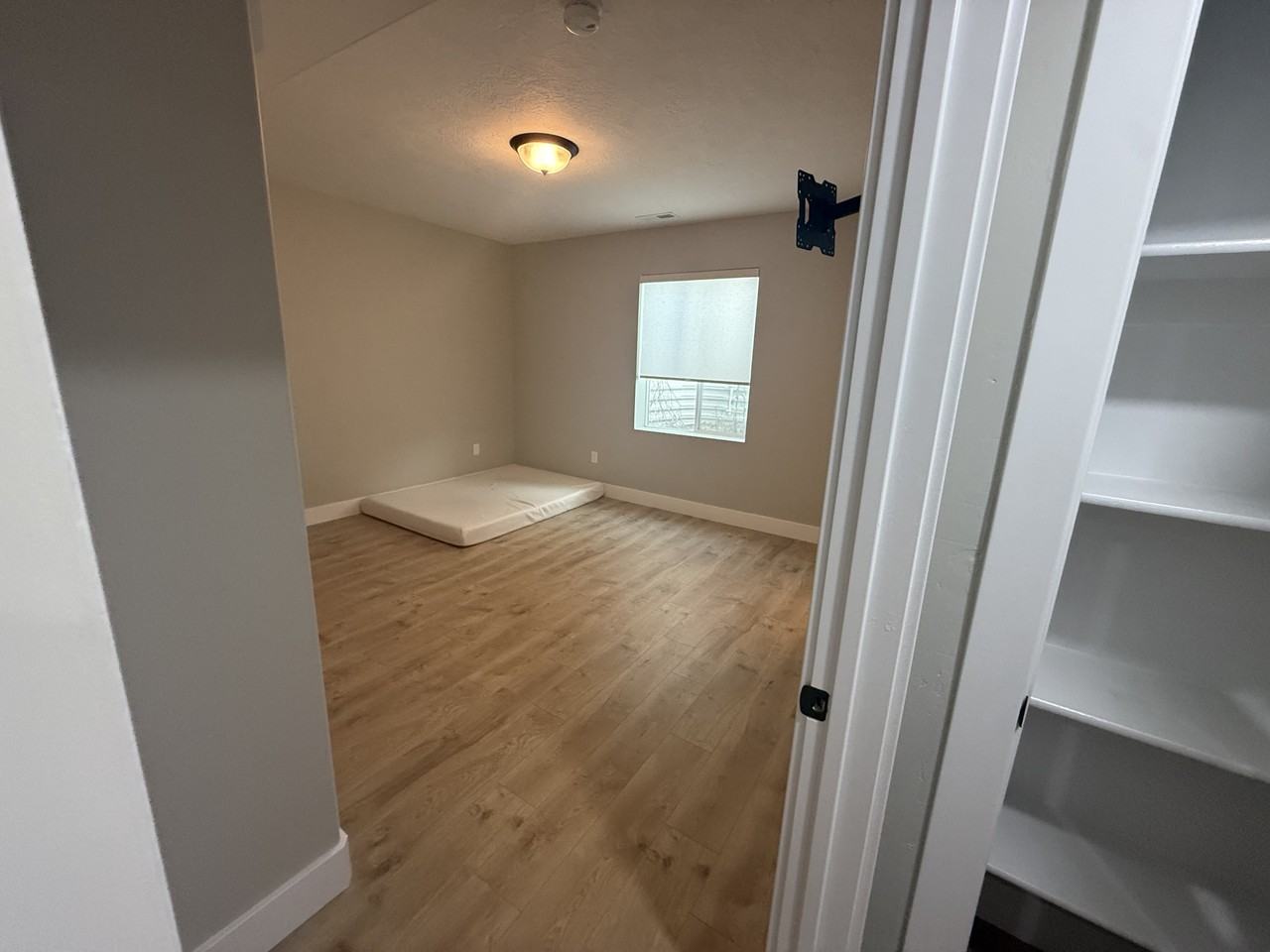 9962 S Colton Spring Ln - Photo 7 of 22