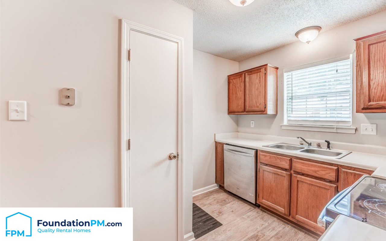2223 Curbertson St #1 - Photo 4 of 16