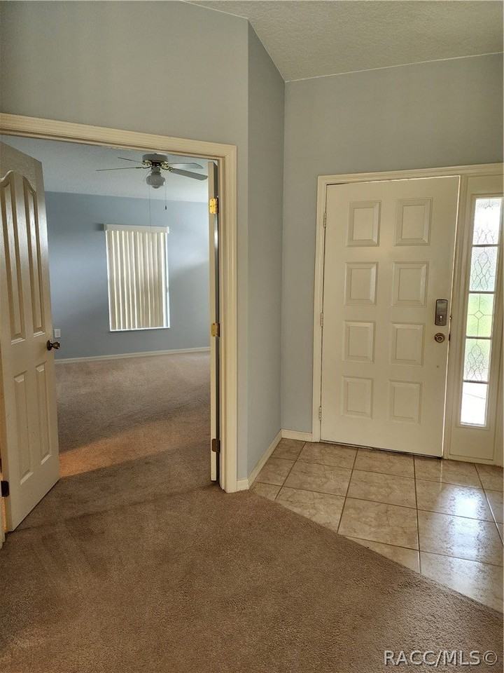 1815 W Shanelle Path - Photo 3 of 17