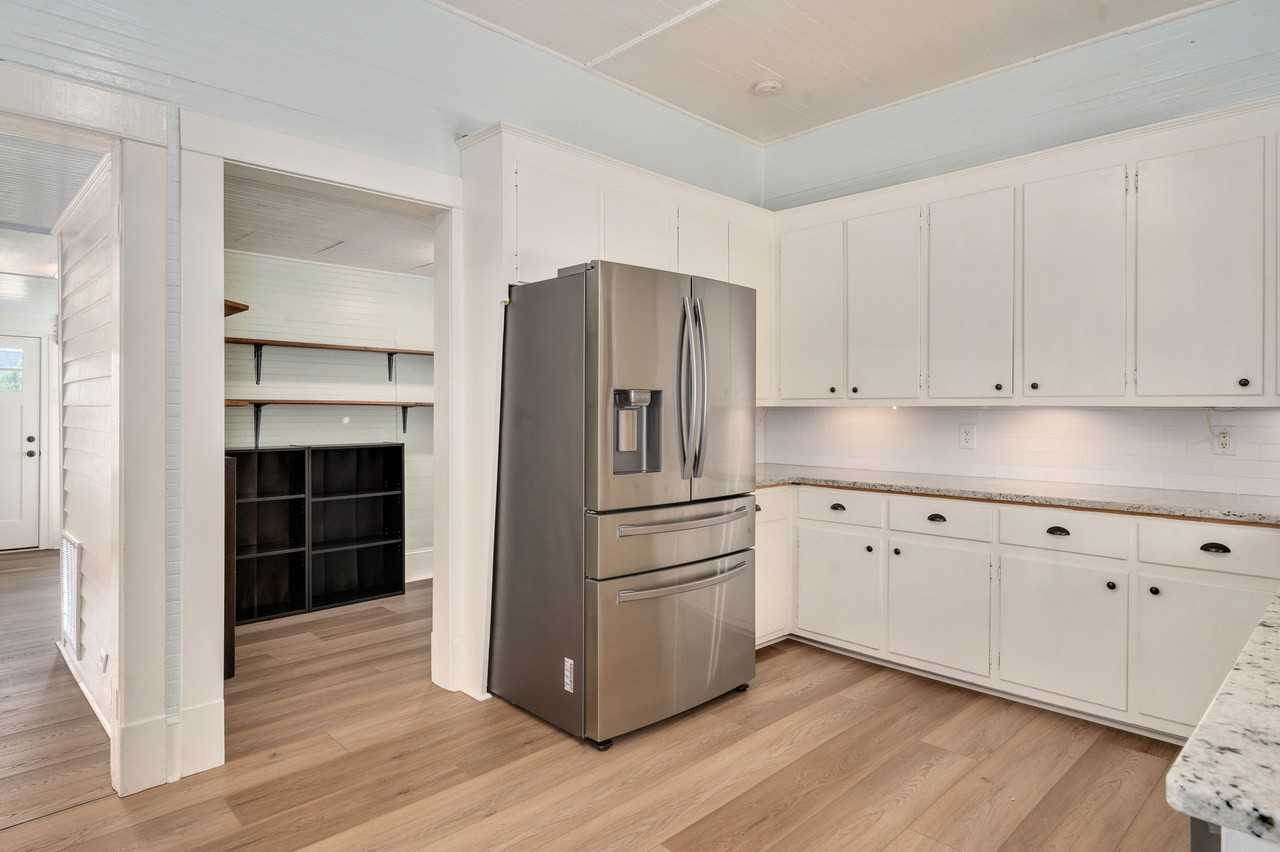362 Chalybeate Rd #1 - Photo 5 of 34