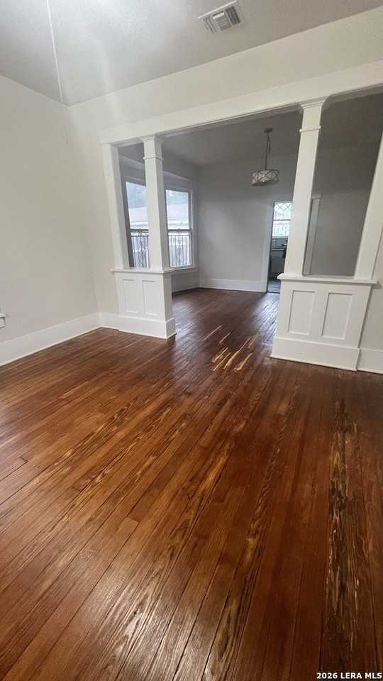 149 Weymouth St - Photo 2 of 10