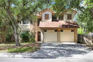 featured image of 13802 Cypress Hollow Dr