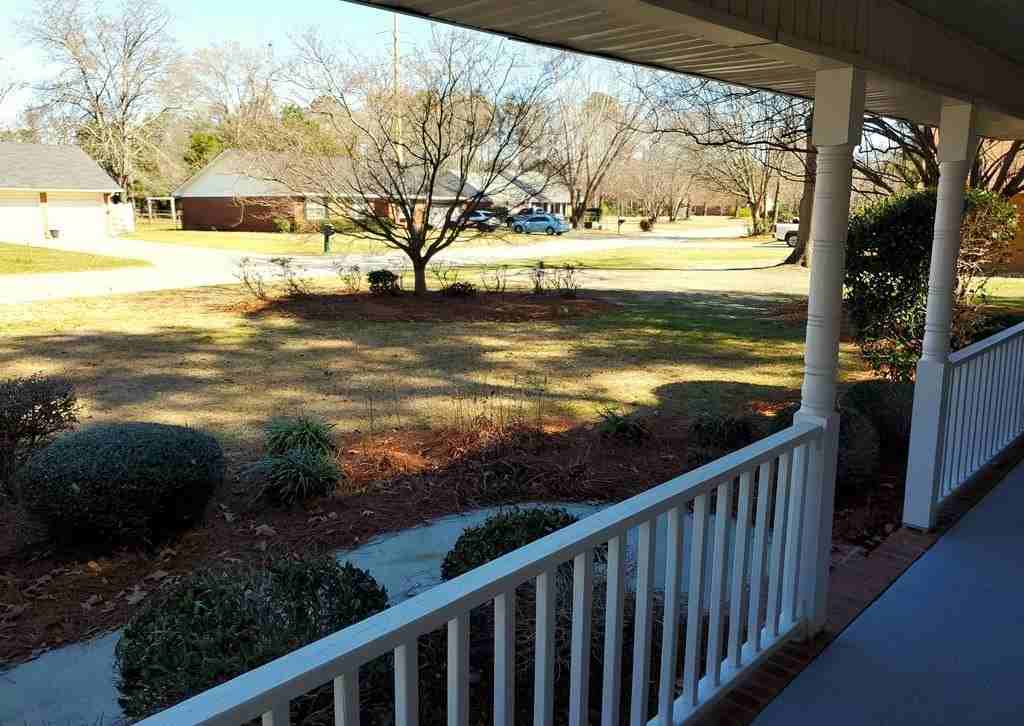 1450 Morris Way Dr - Photo 3 of 25