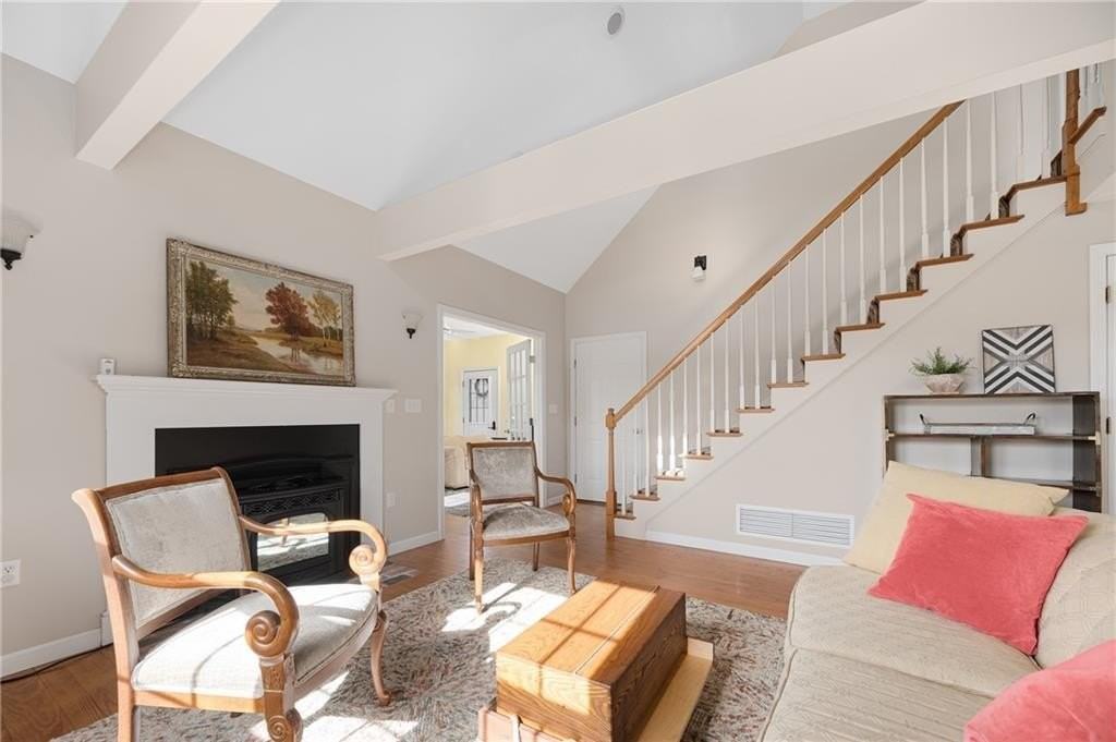 318 Sutton St - Photo 7 of 24