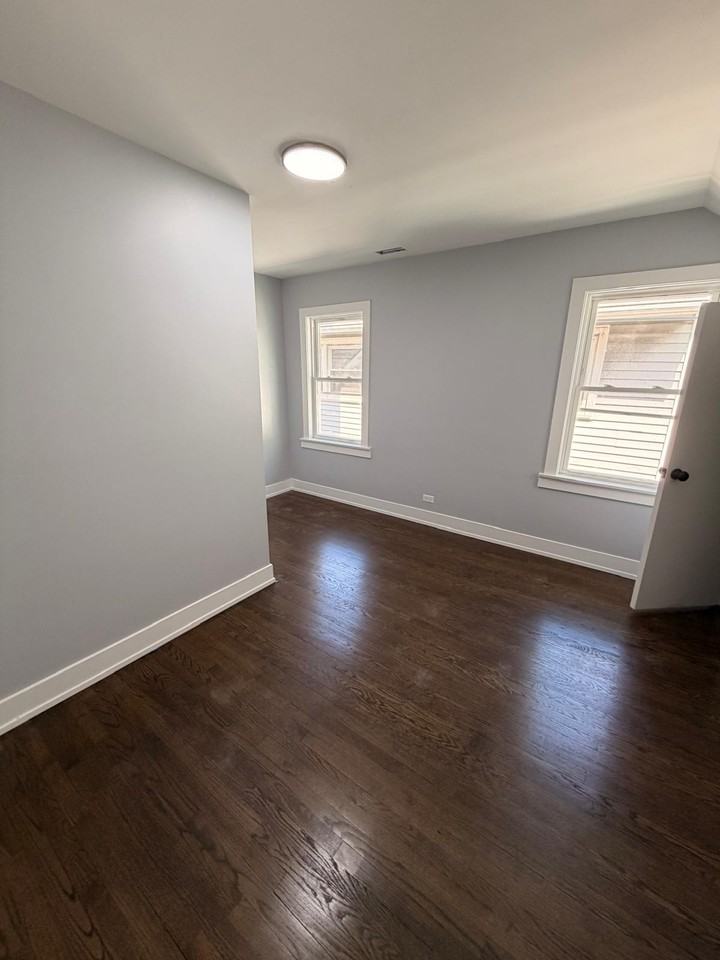 10518 South Avenue G - 2 #2 - Photo 2 of 17