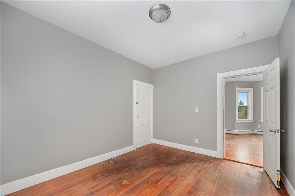 8 Eaton St #3 - Photo 4 of 19