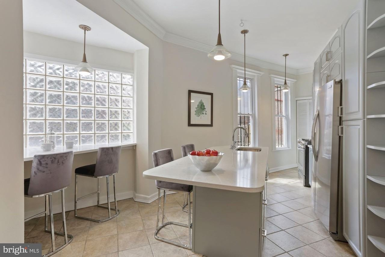 1908 6th St Nw - Photo 2 of 20