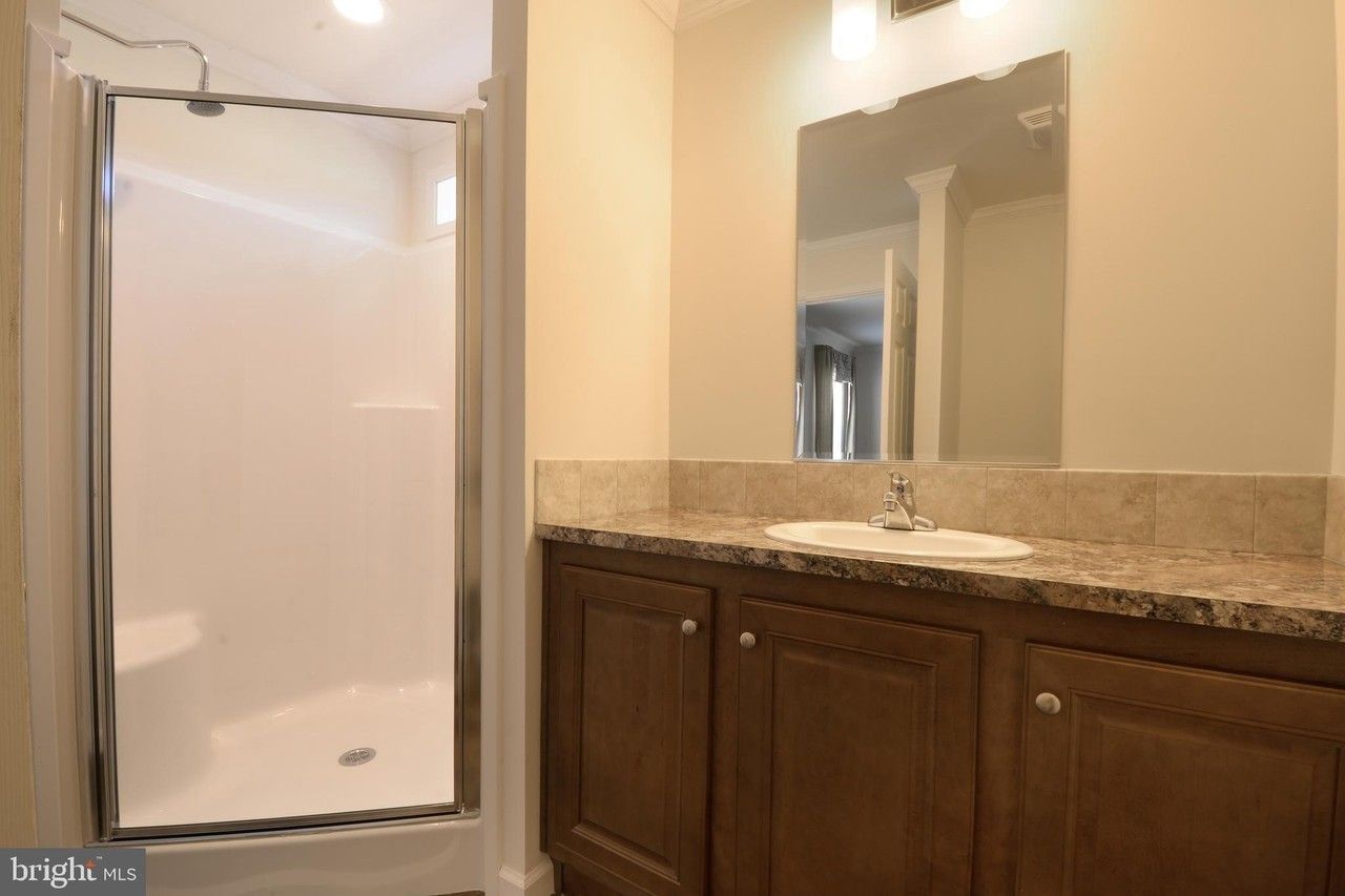 6 Edgewater Dr - Photo 7 of 14