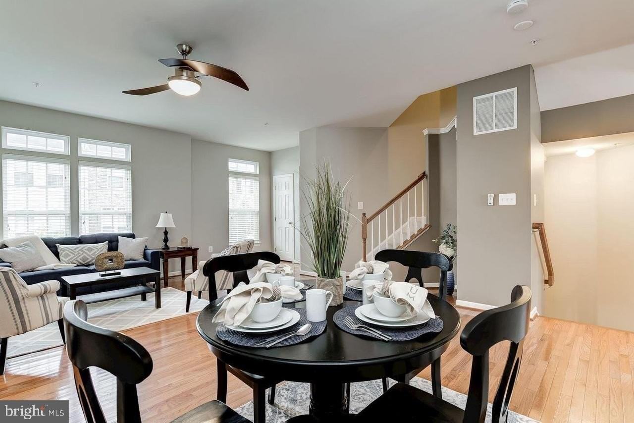 1739 Theale Way - Photo 6 of 20