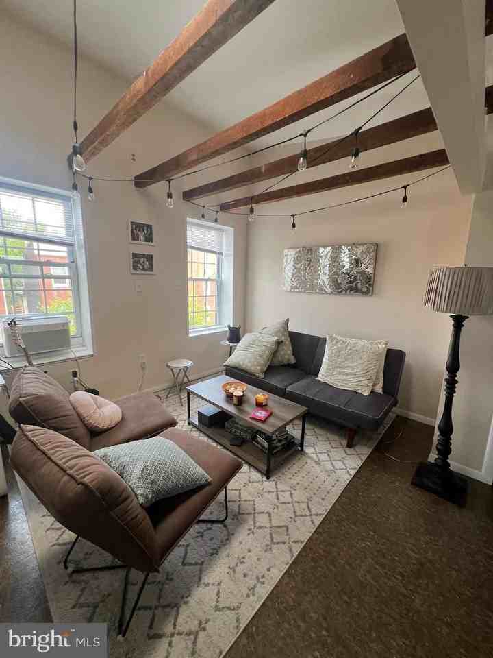 1923 E Pratt St #3F - Photo 5 of 11